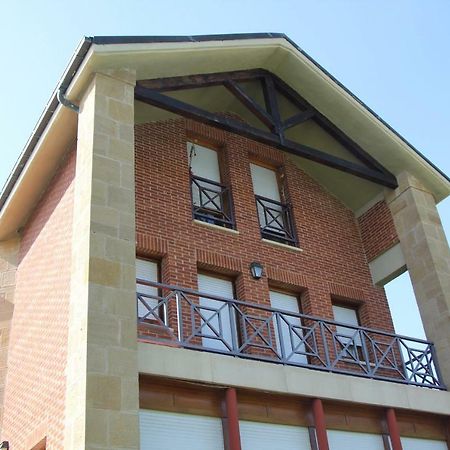 Preciosa Casa Independiente Con Piscina Cubierta Y Gran Jardin Privados Haro Zewnętrze zdjęcie