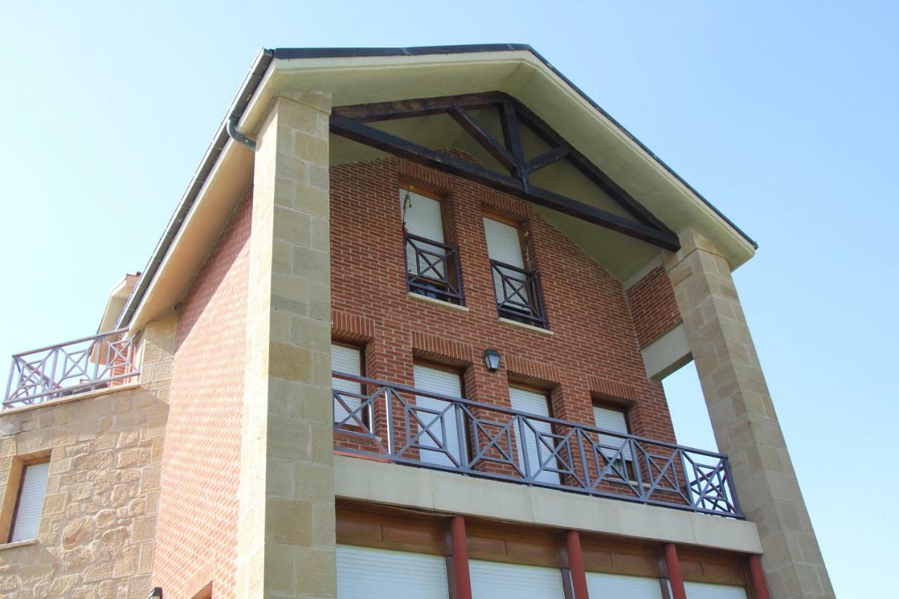 Preciosa Casa Independiente Con Piscina Cubierta Y Gran Jardin Privados Haro Zewnętrze zdjęcie