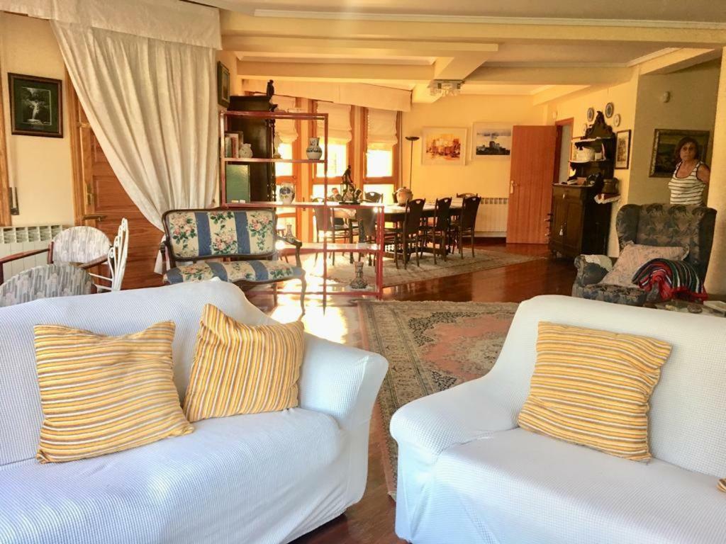 Preciosa Casa Independiente Con Piscina Cubierta Y Gran Jardin Privados Haro Zewnętrze zdjęcie